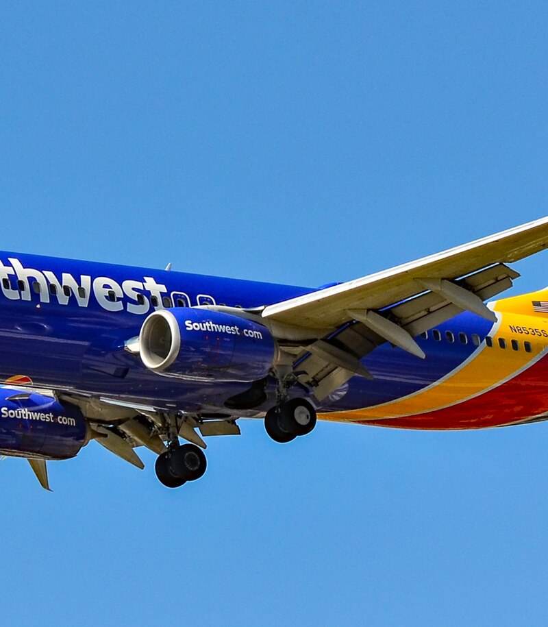 N8535S - Twin-engine aircraft
