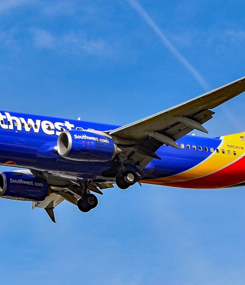 N8541W - Twin-engine aircraft