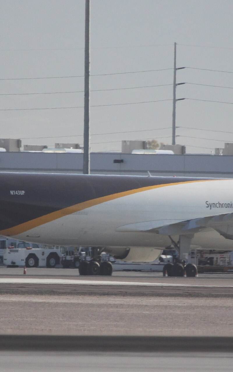N143UP - Twin-engine aircraft