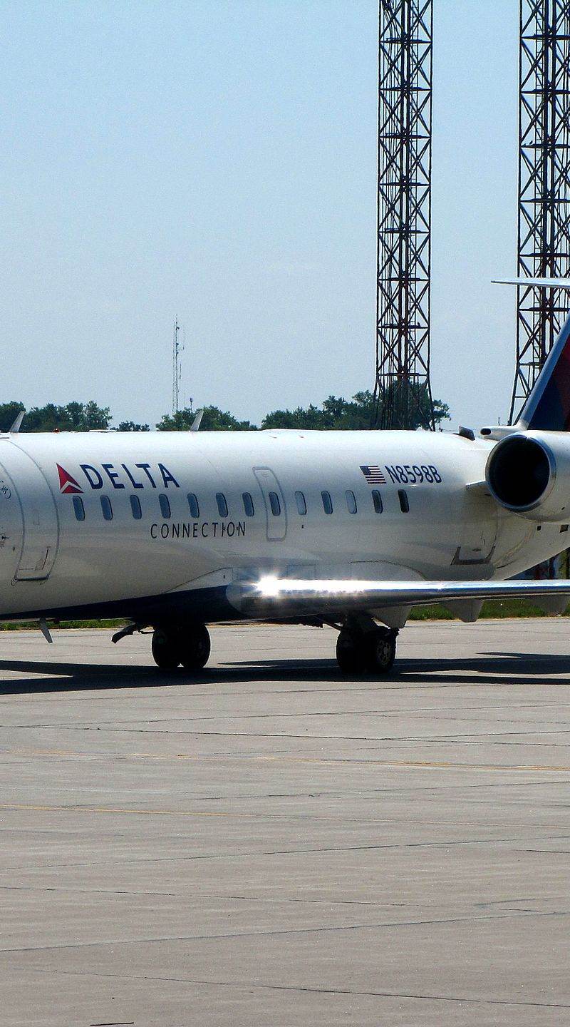 N8598B - Bombardier