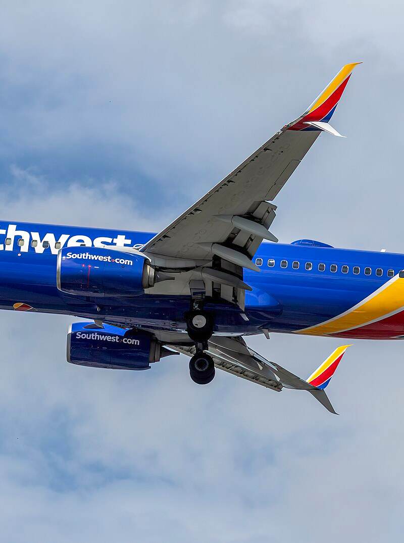 N8613K - Boeing