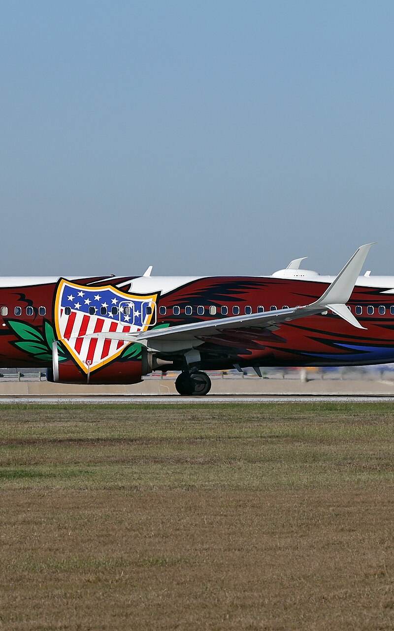 N8619F - Boeing