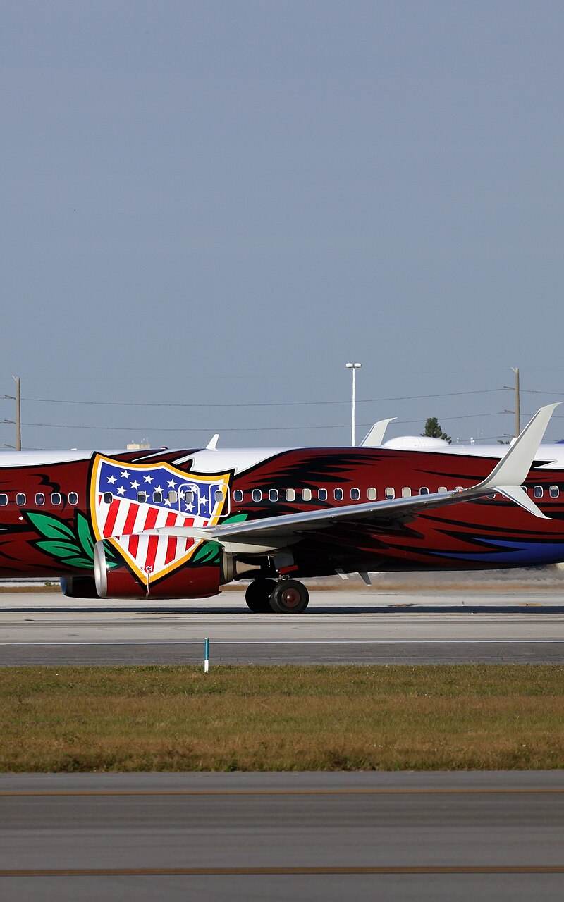 N8619F - Boeing