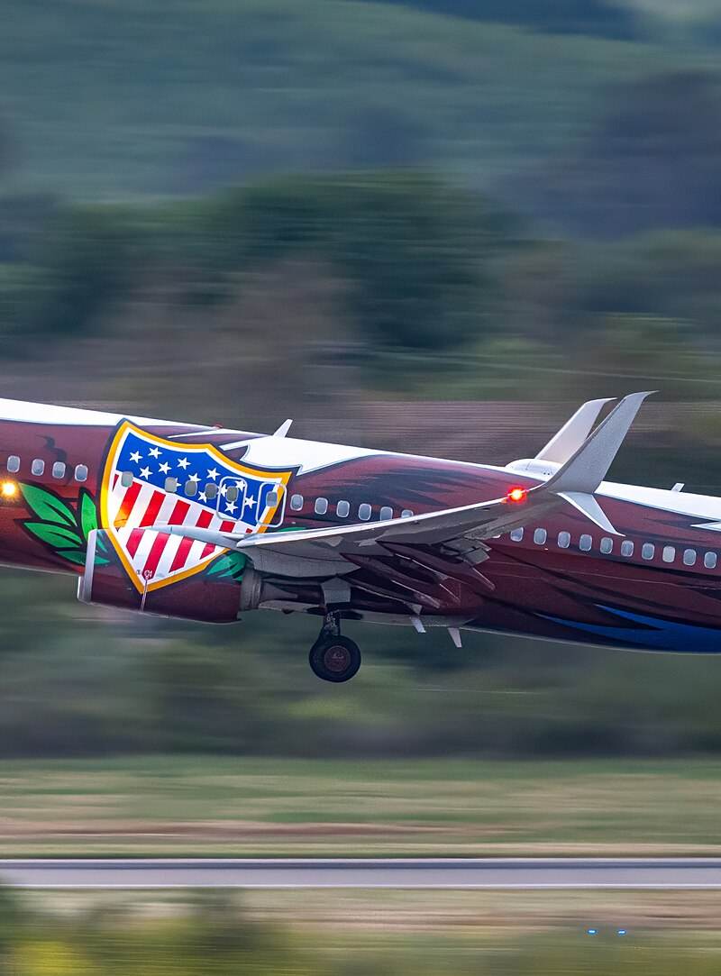 N8619F - Boeing