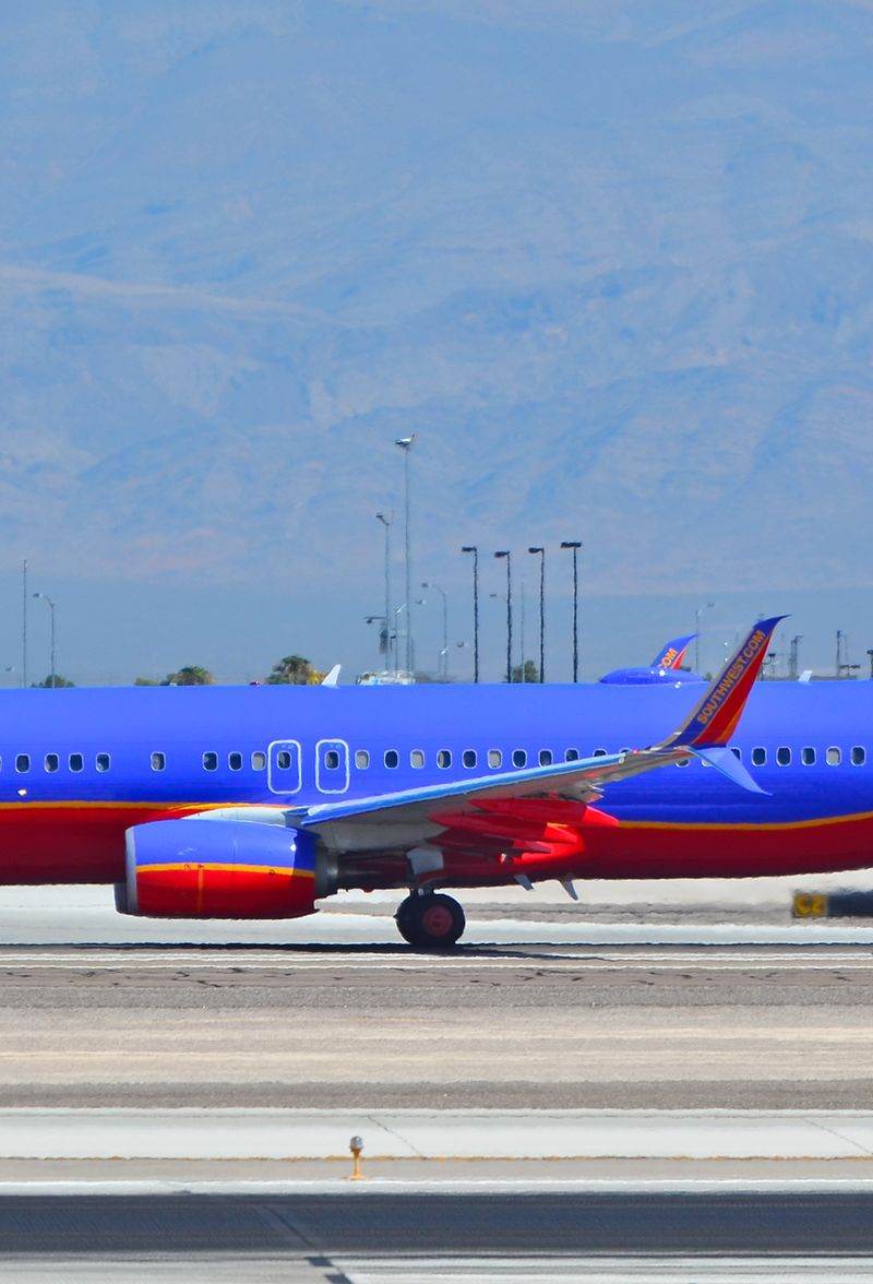 N8627B - Boeing
