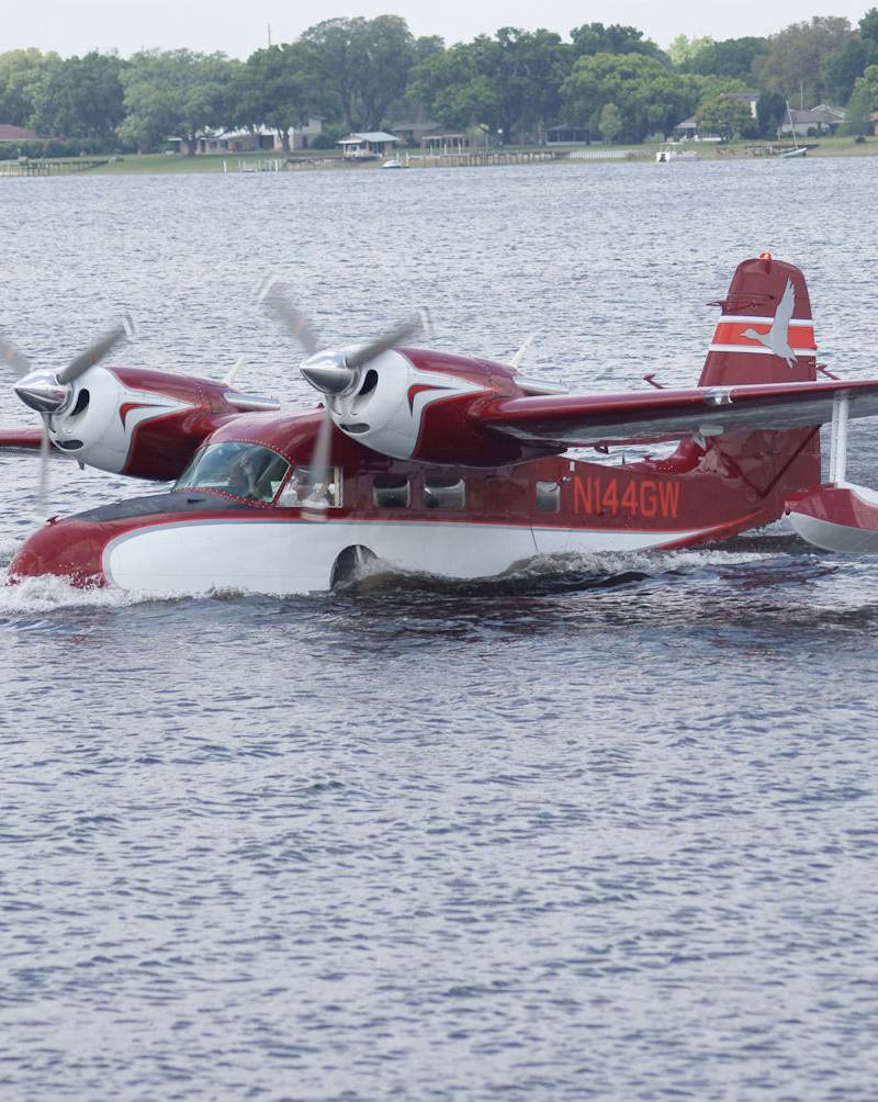 N144GW - Twin-engine aircraft