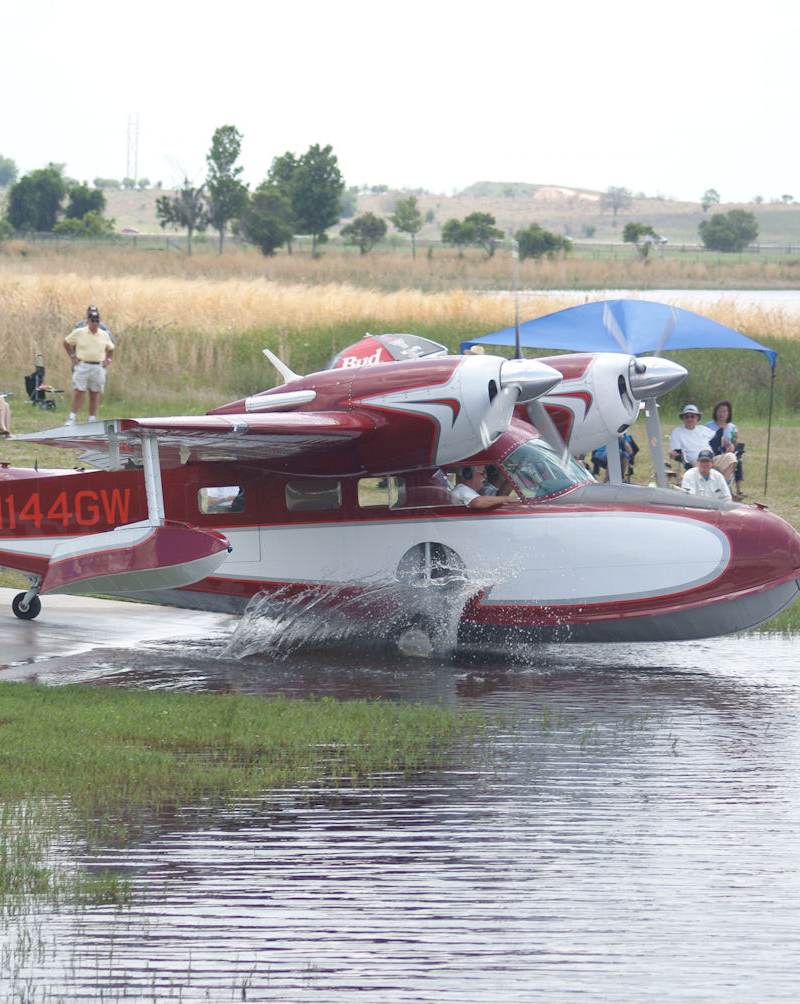 N144GW - Twin-engine aircraft