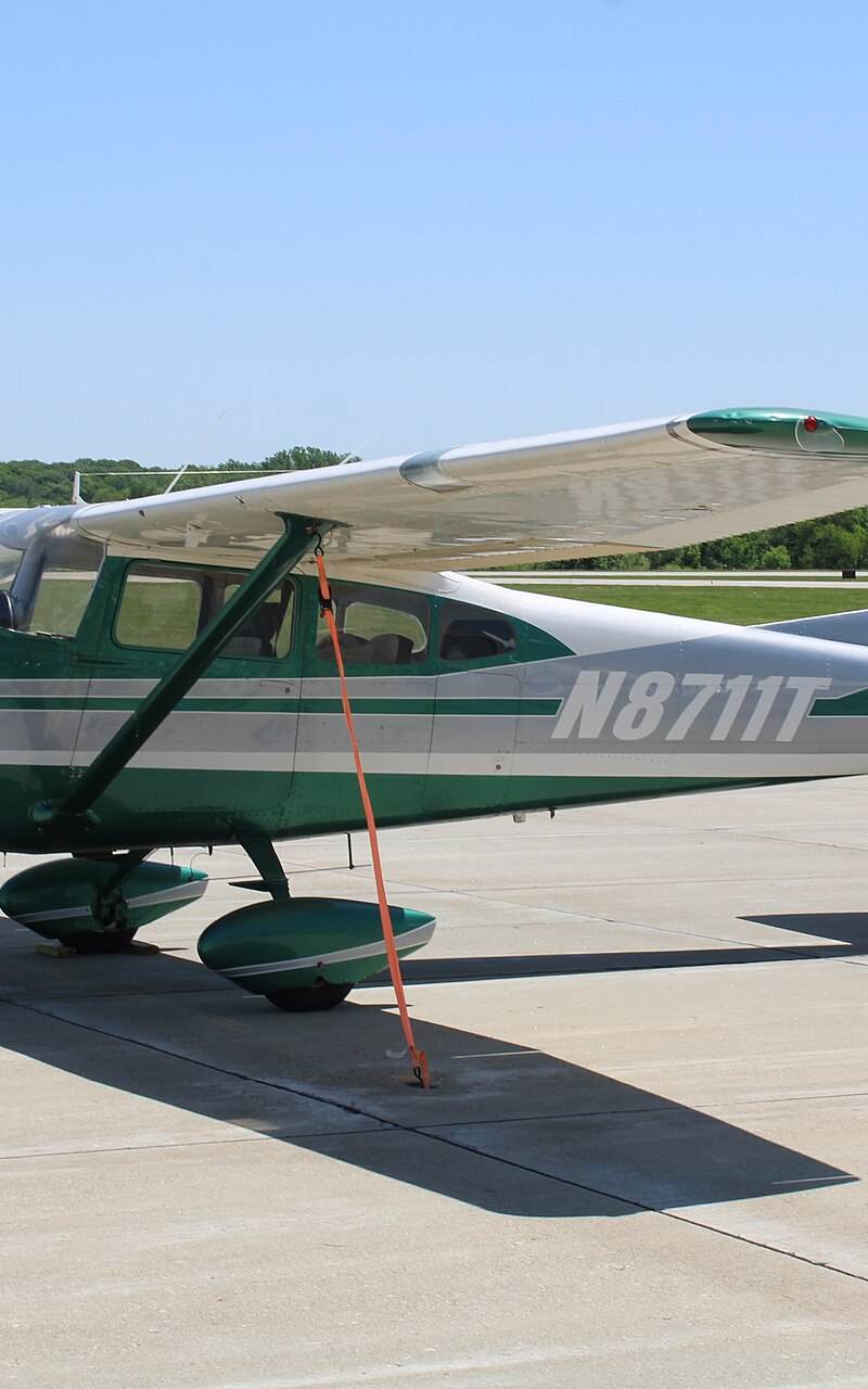 N8711T - Single-engine aircraft
