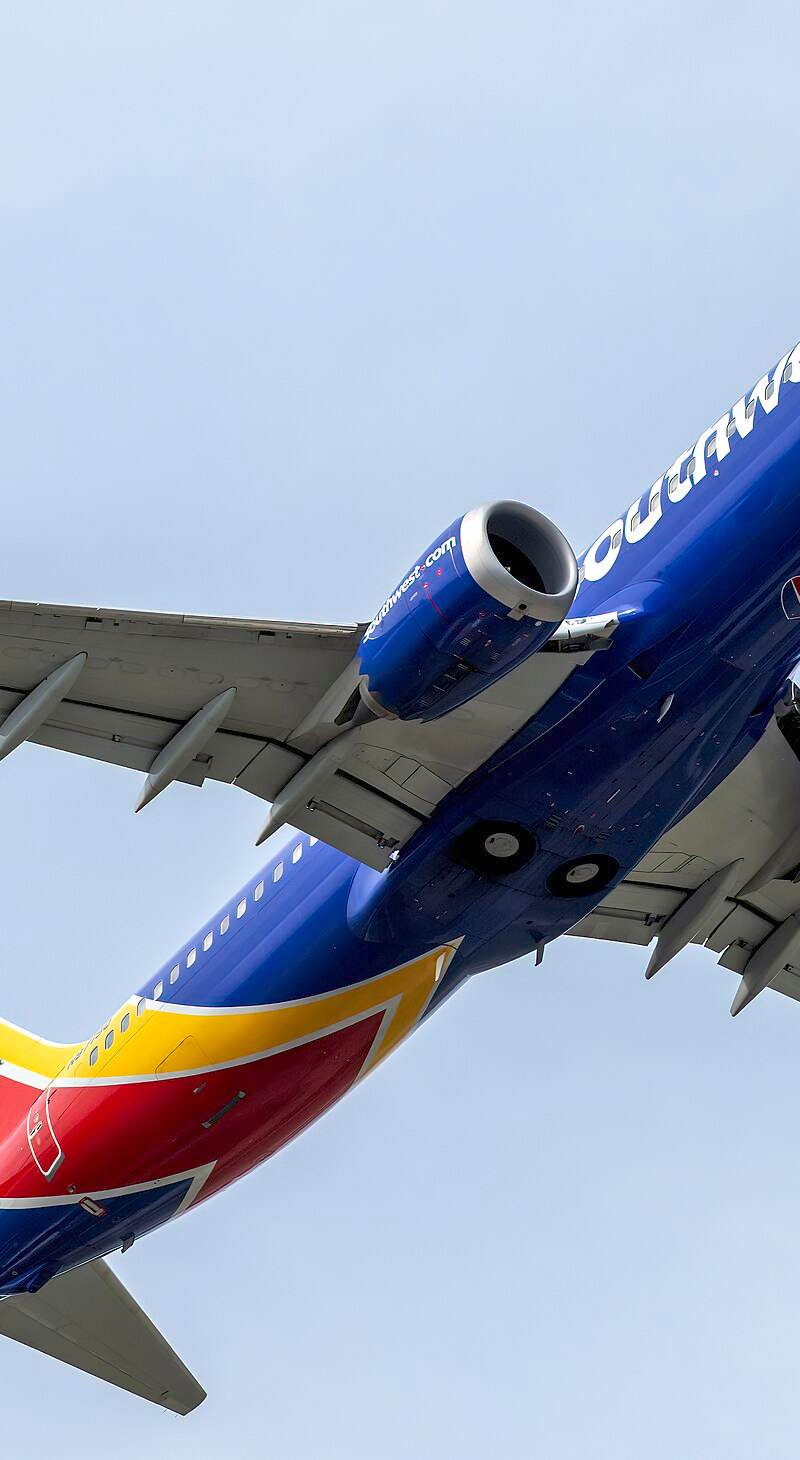 N8719Q - Twin-engine aircraft