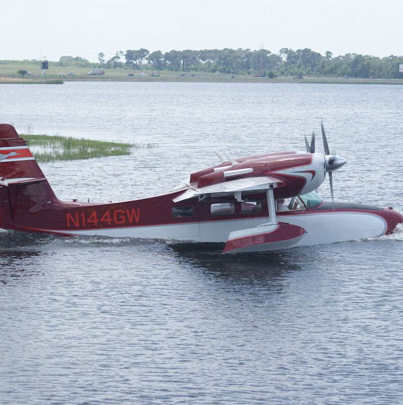 N144GW - Twin-engine aircraft