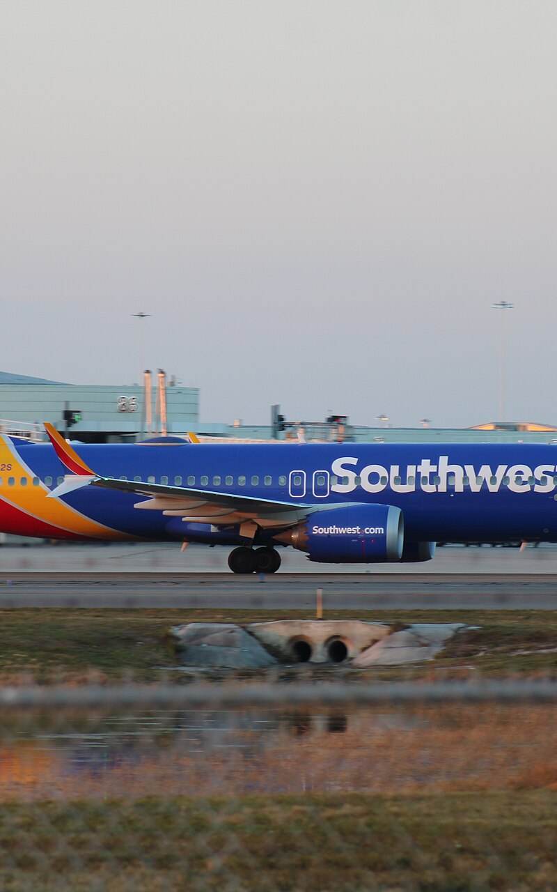 N8732S - Boeing