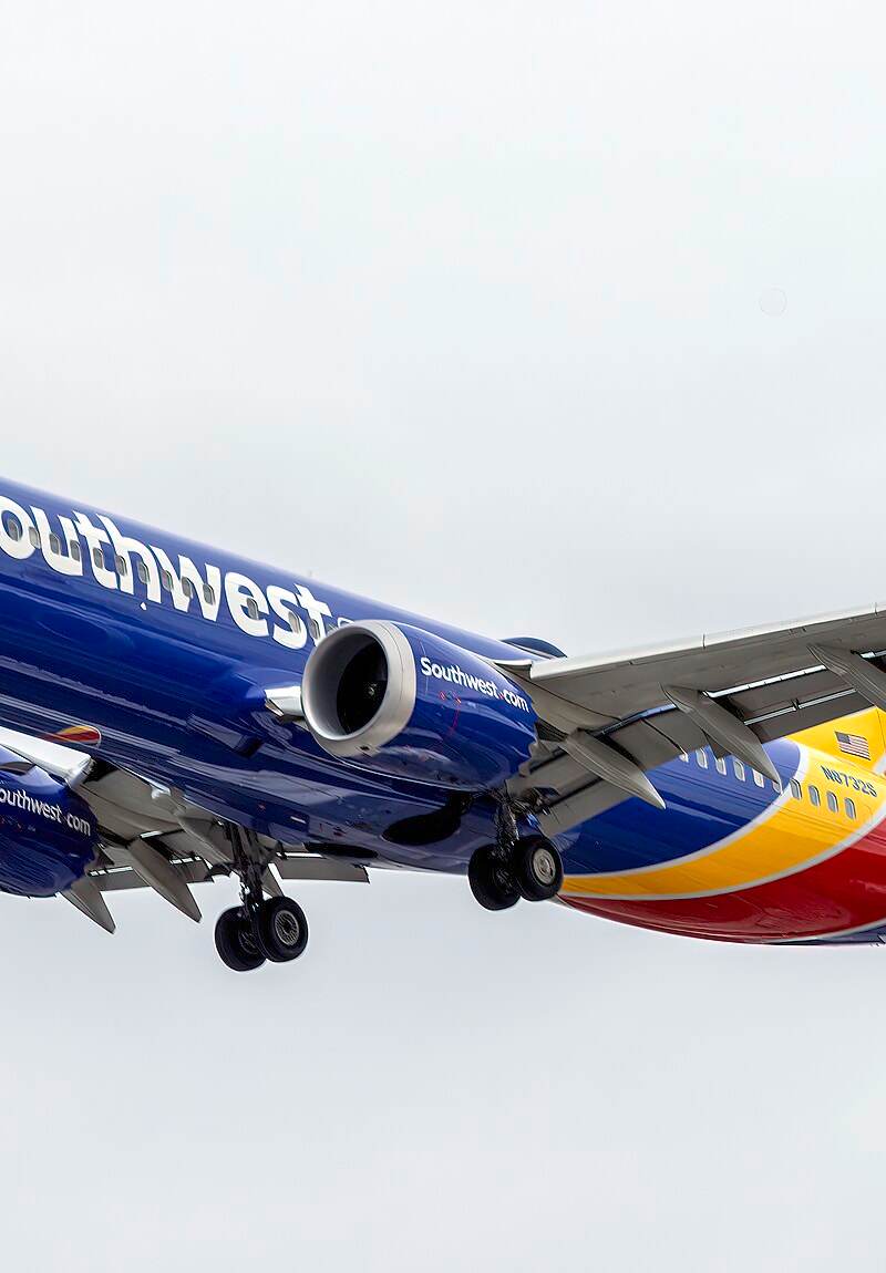 N8732S - Boeing