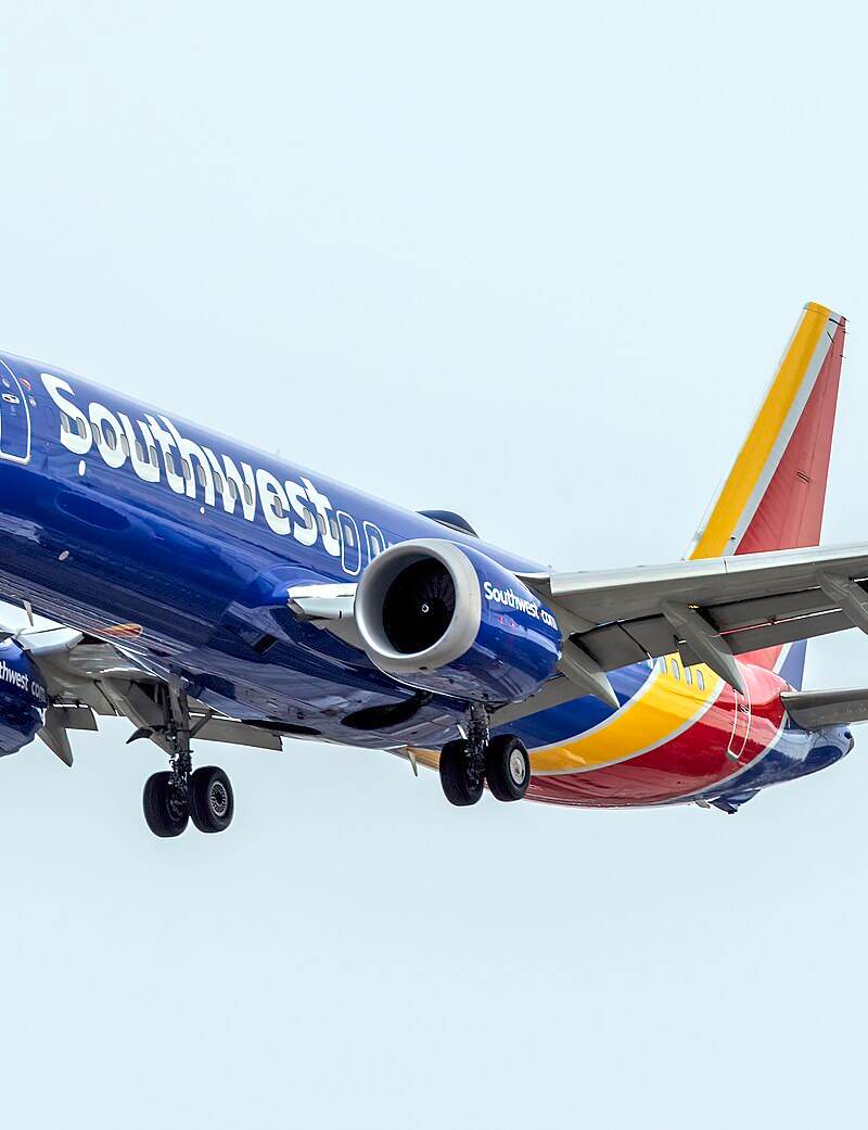 N8732S - Boeing