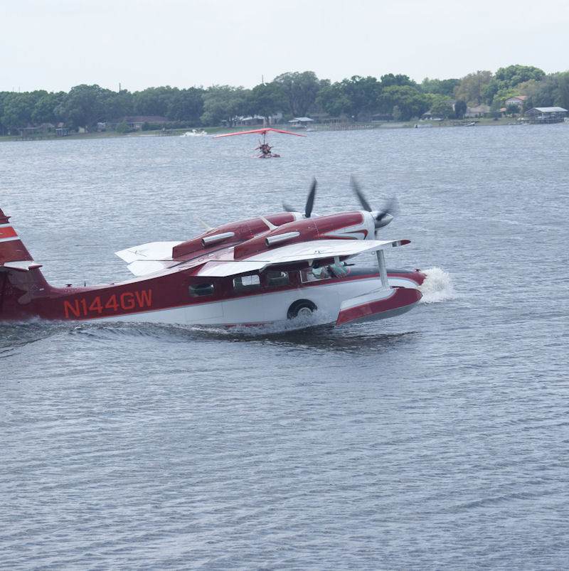 N144GW - Twin-engine aircraft