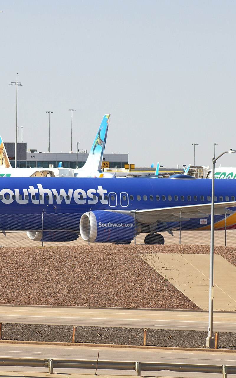 N8733M - Boeing