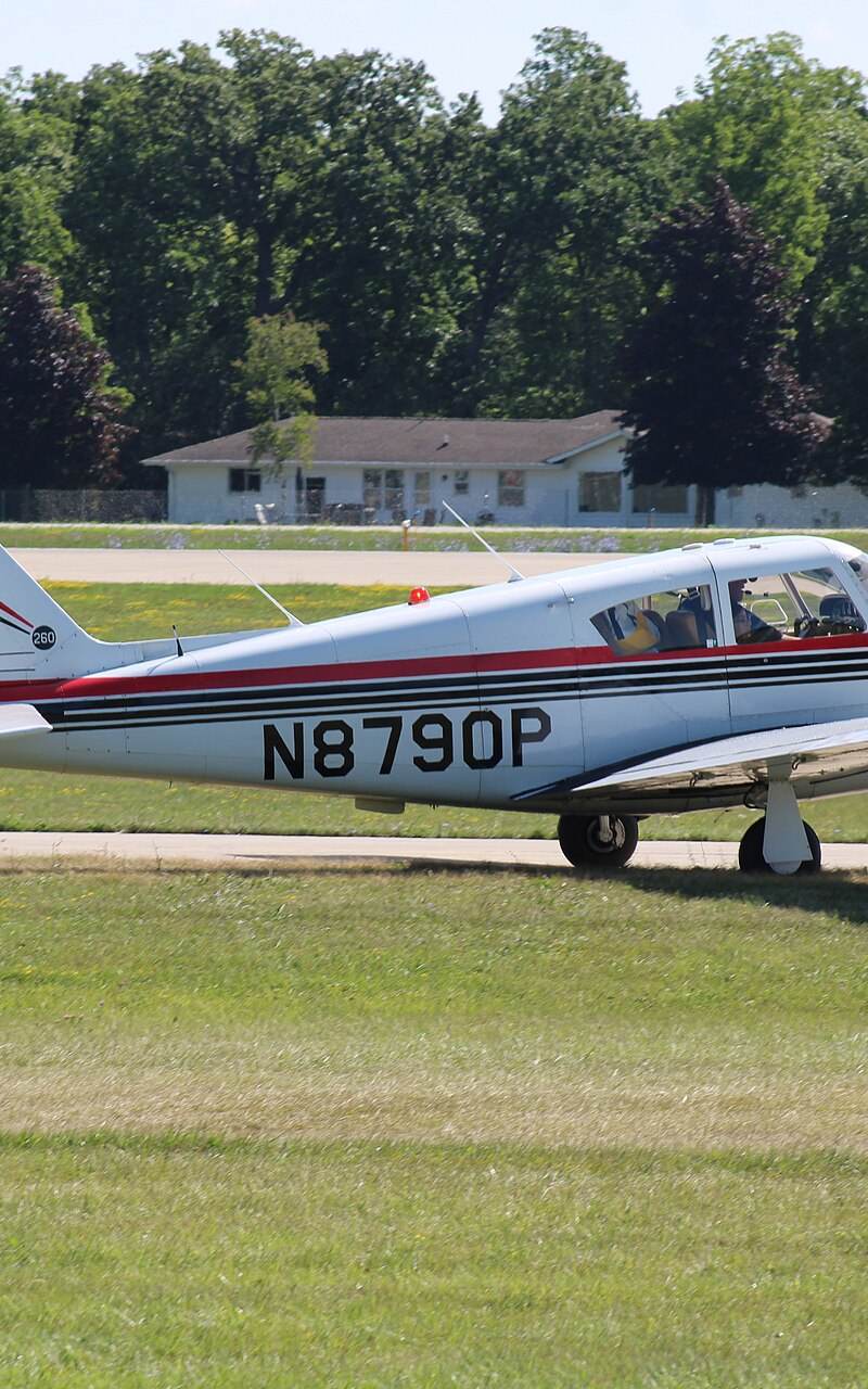 N8790P - Single-engine aircraft