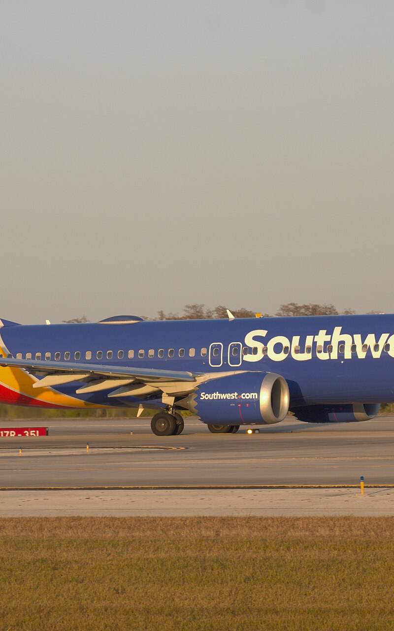 N8819L - Boeing