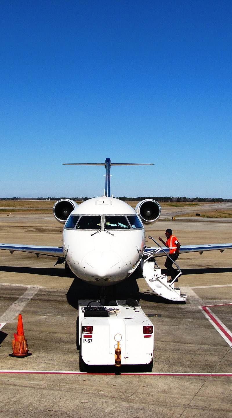 N8837B - Bombardier