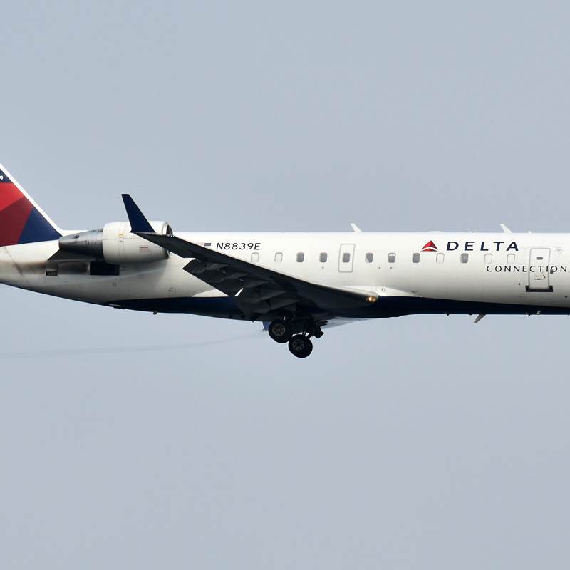 N8839E - Twin-engine aircraft
