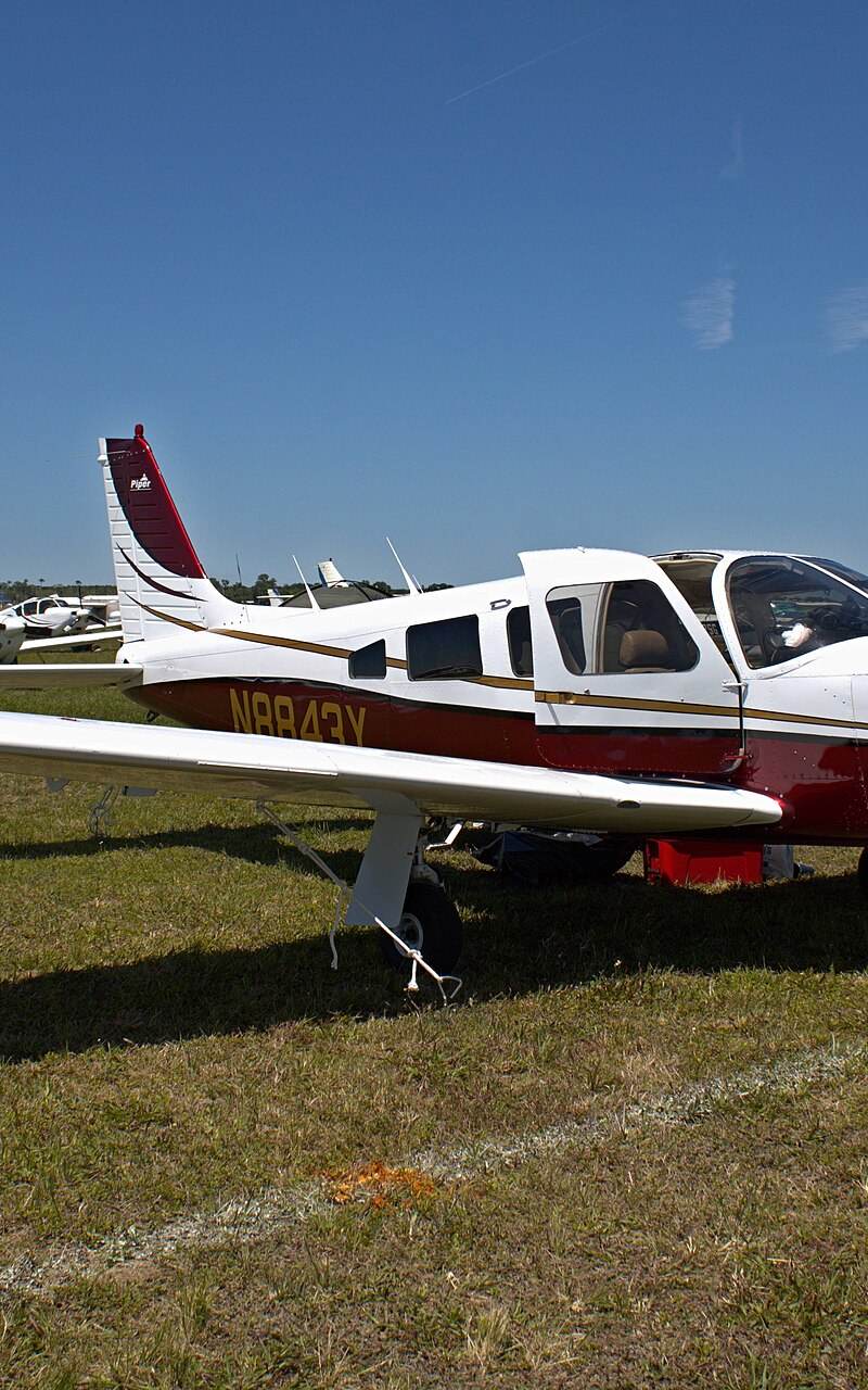 N8843Y - Piper