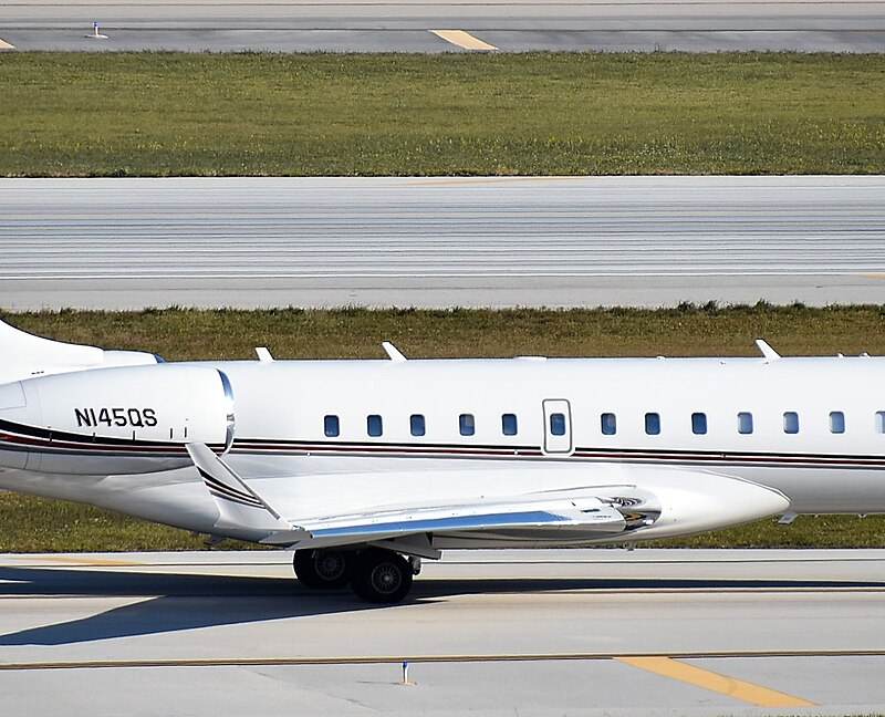 N145QS - Bombardier