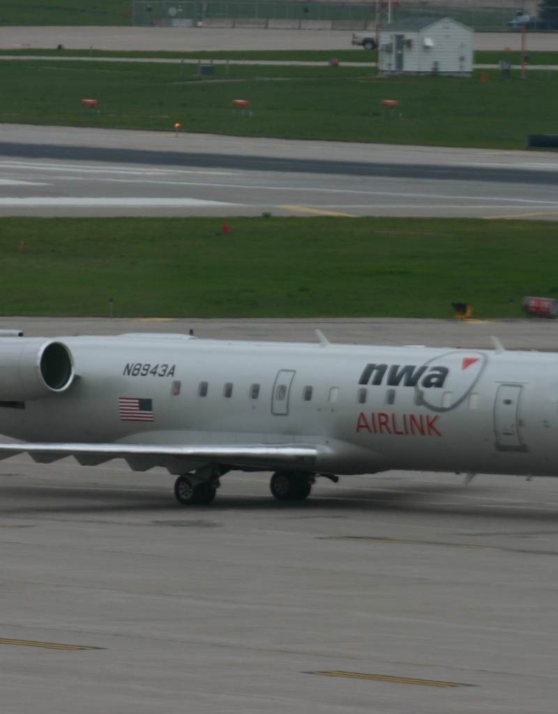 N8943A - Bombardier