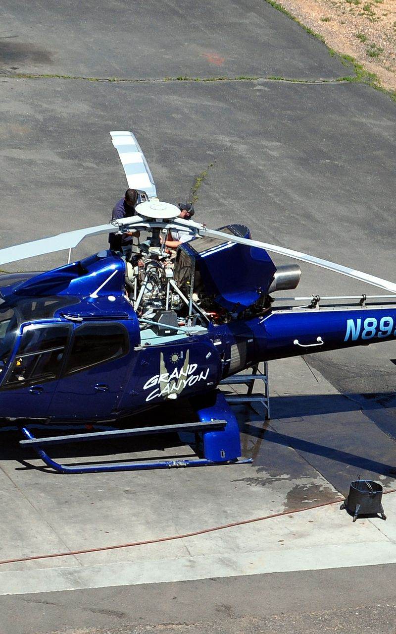 N8959S - Helicopter