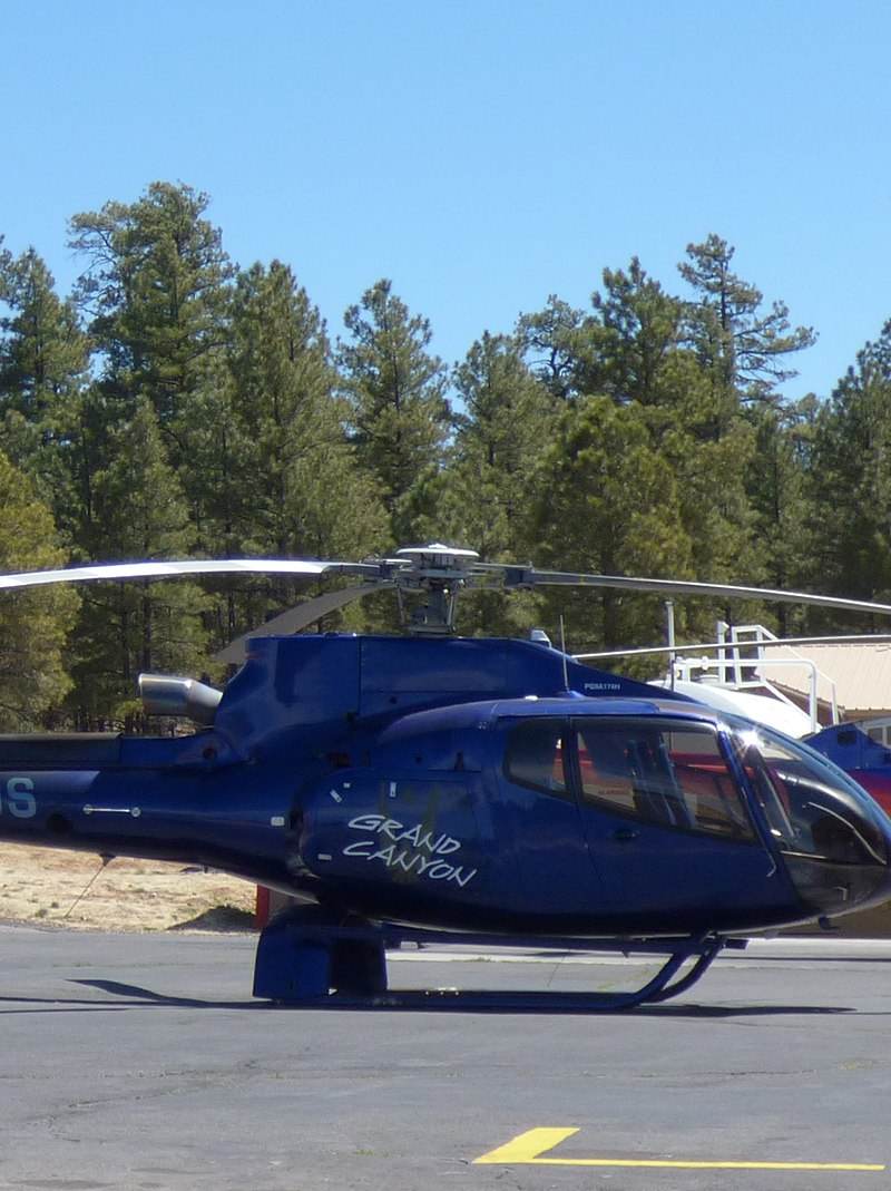 N8959S - Helicopter