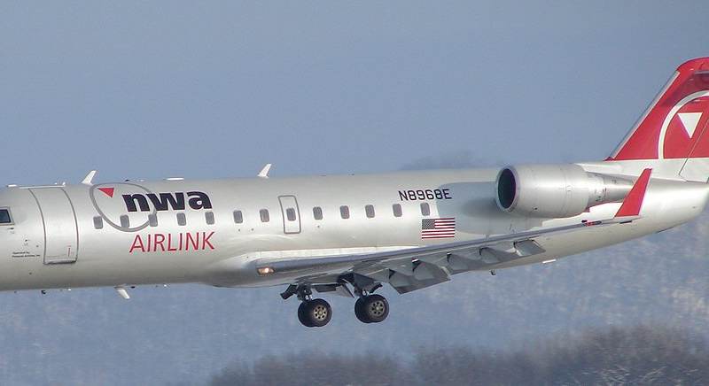 N8968E - Bombardier