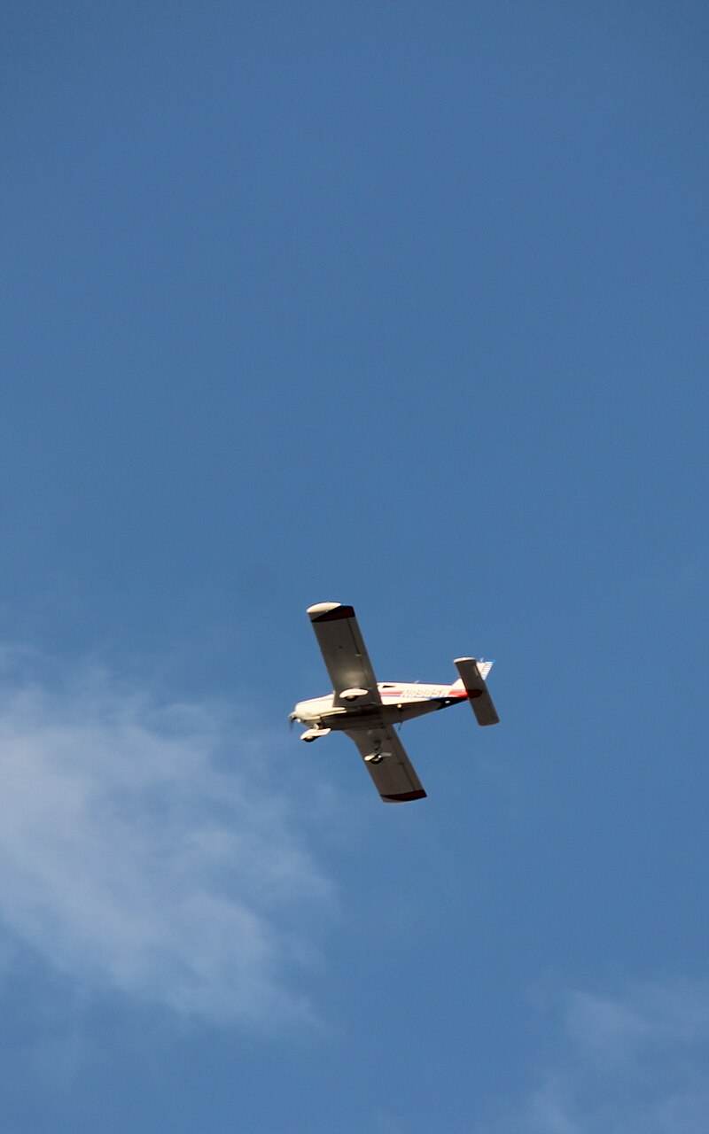 N8985W - Single-engine aircraft