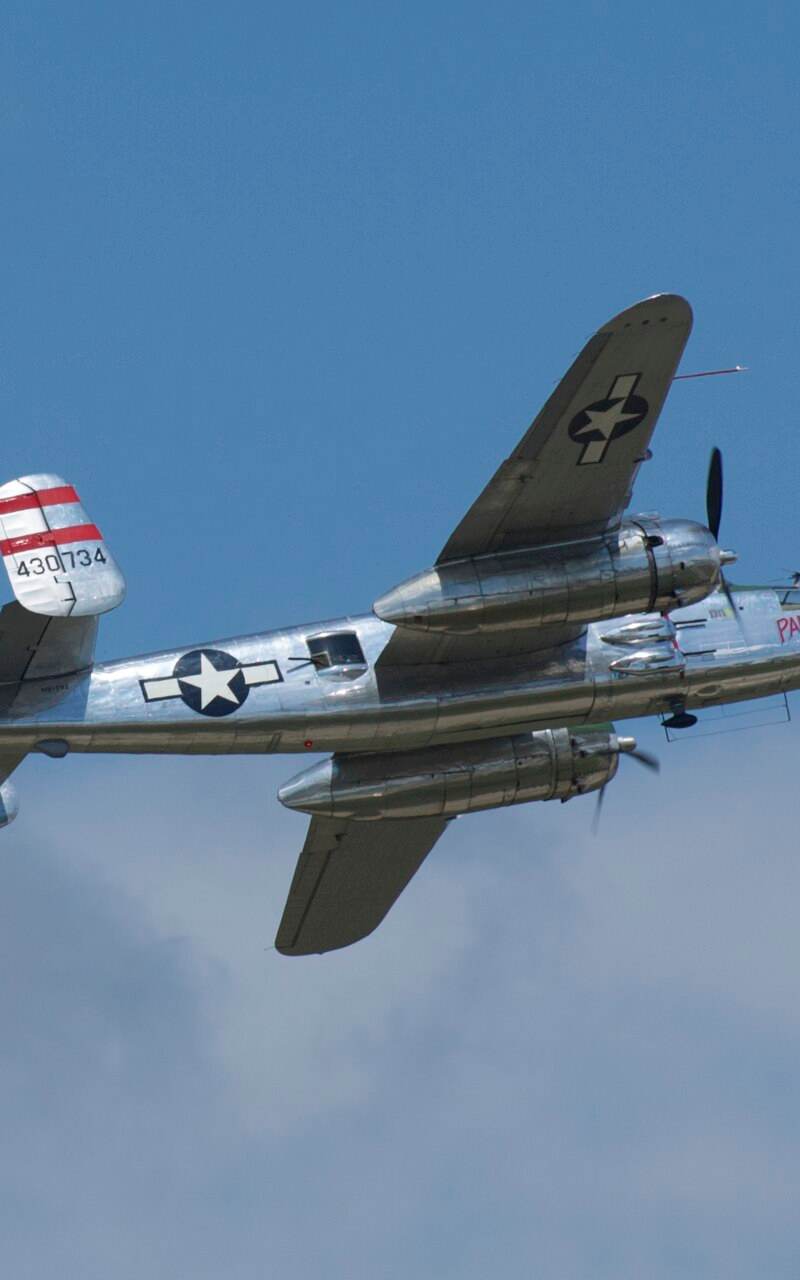  - Twin-engine aircraft