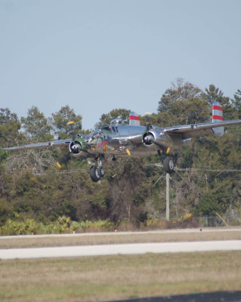  - Twin-engine aircraft