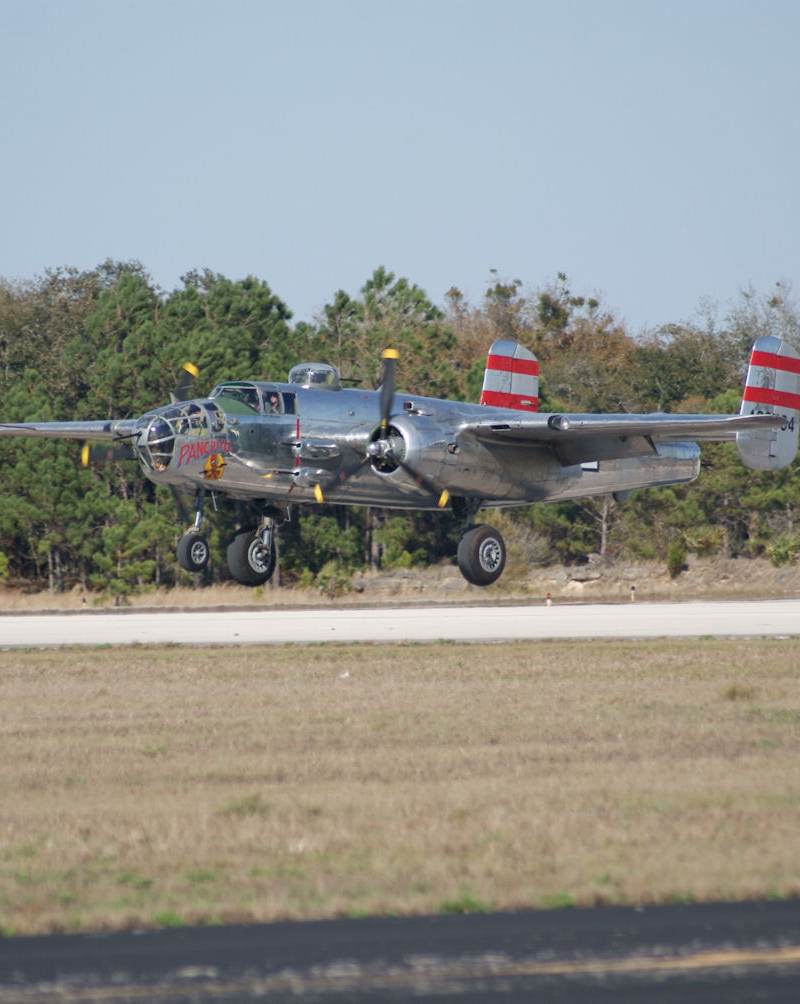  - Twin-engine aircraft