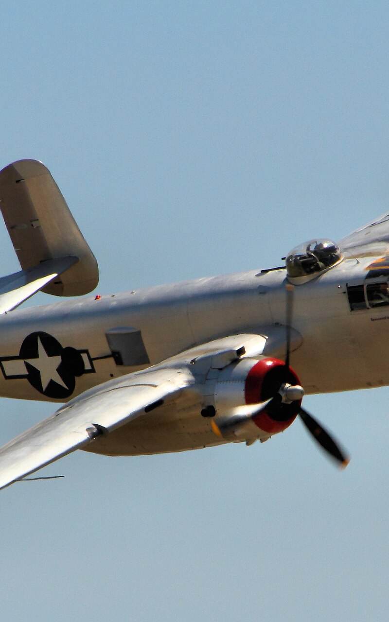  - Twin-engine aircraft