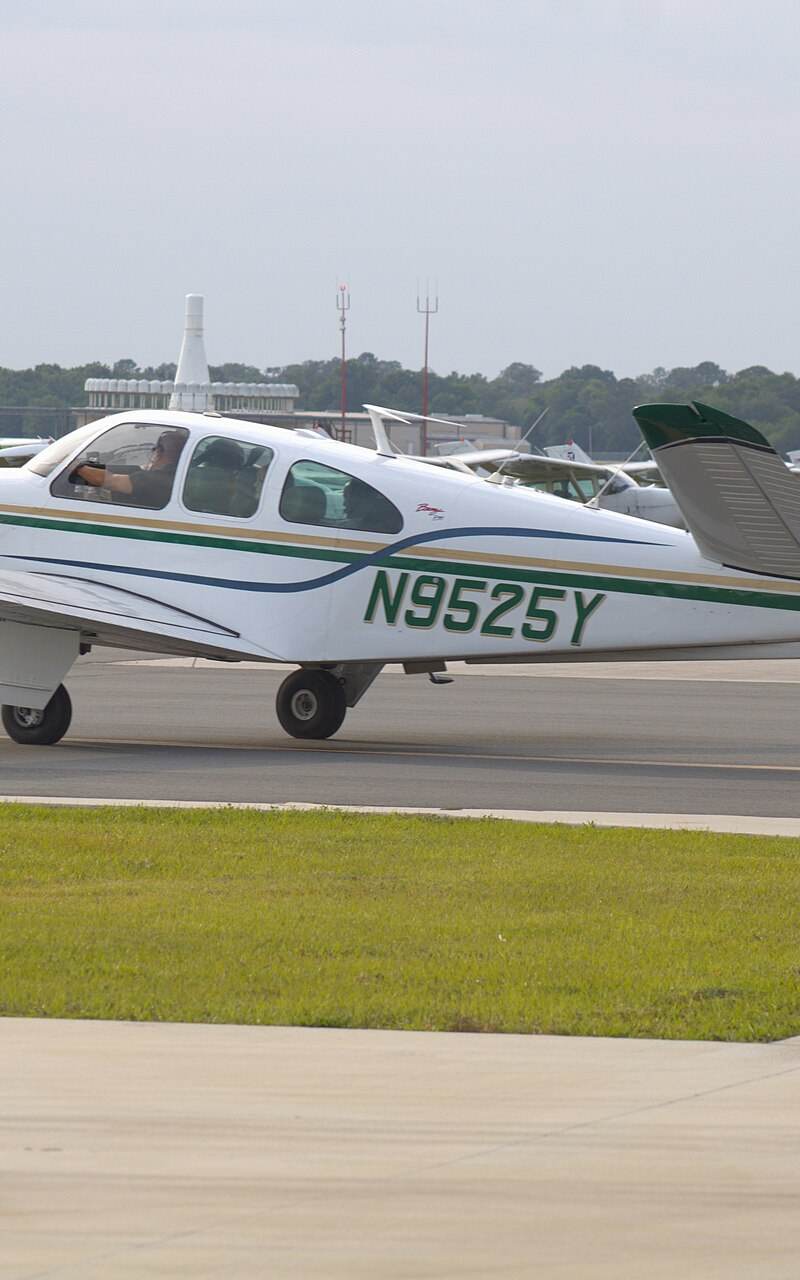 N9525Y - Single-engine aircraft