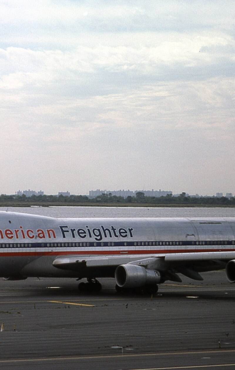 N9676 - Boeing