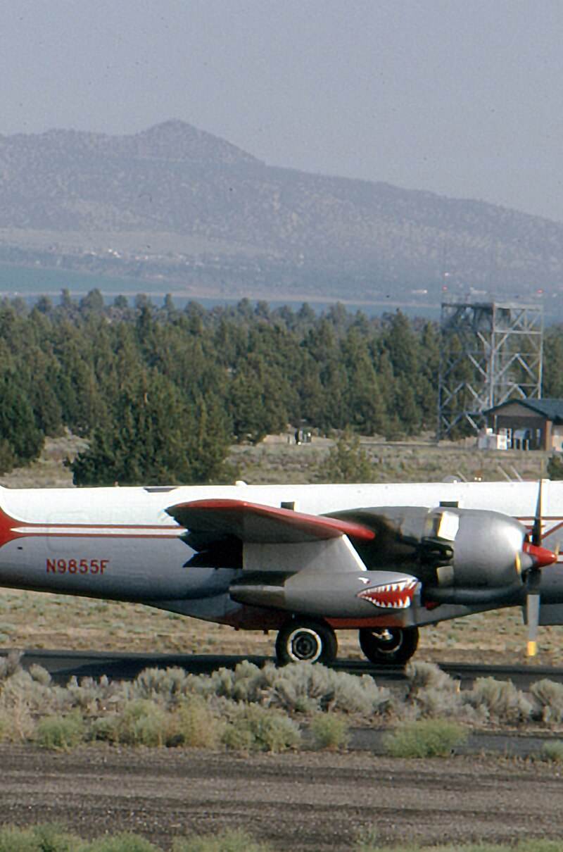 N9855F - Twin-engine aircraft