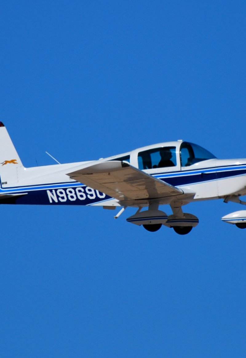 N9869U - Single-engine aircraft