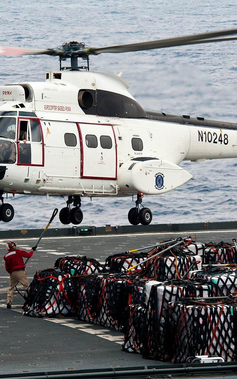 N10248 - Helicopter