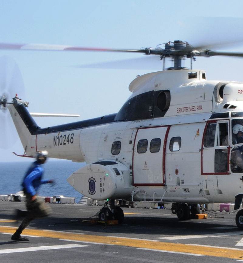N10248 - Helicopter