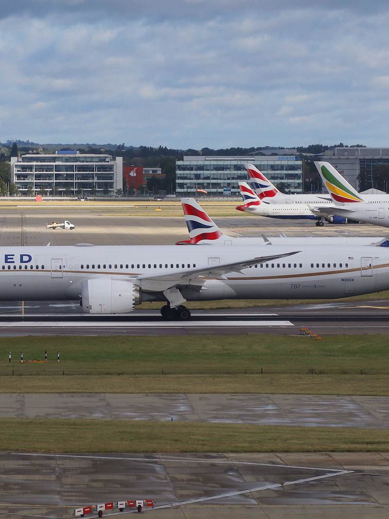N12004 - Boeing
