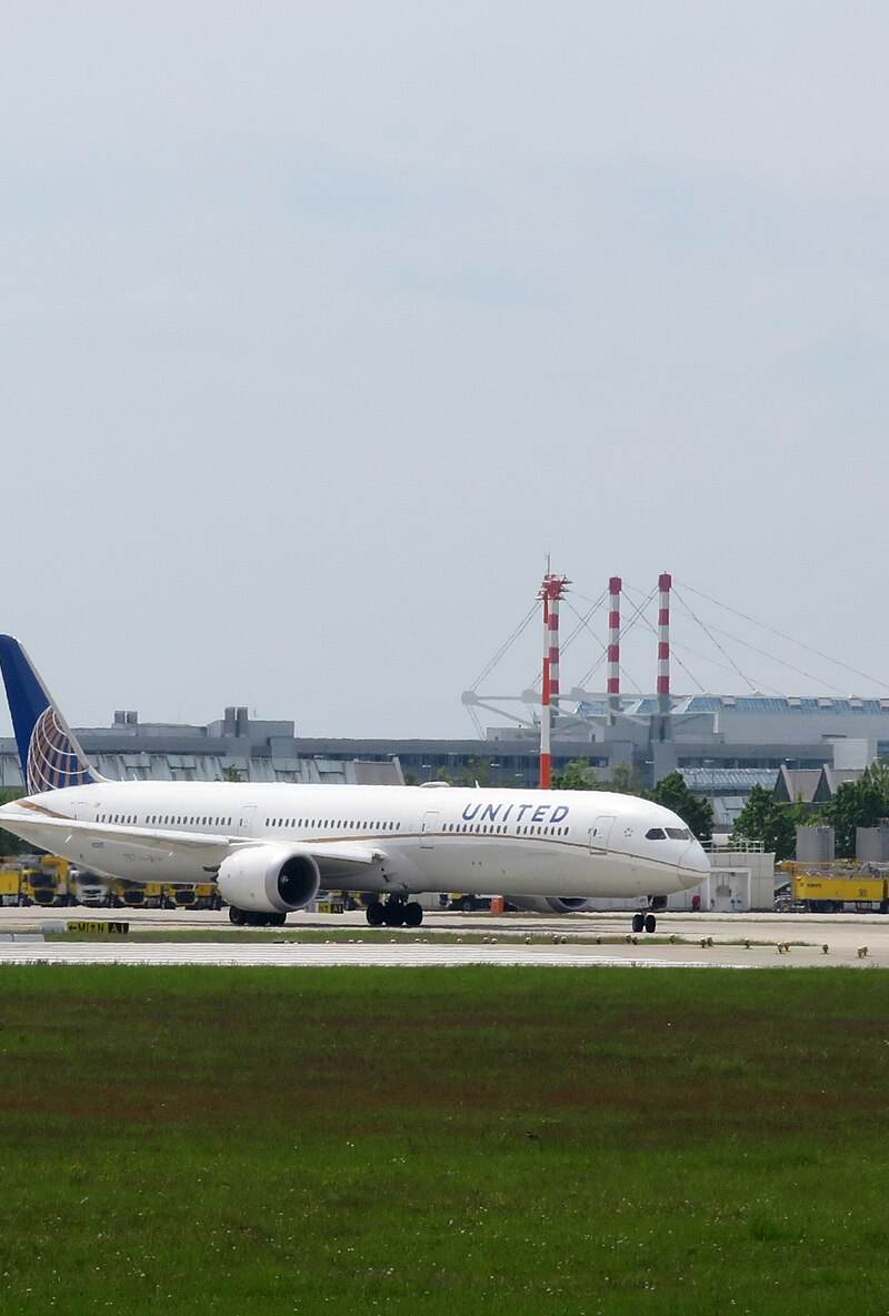 N12005 - Boeing