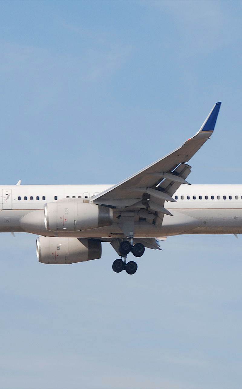 N12114 - Twin-engine aircraft