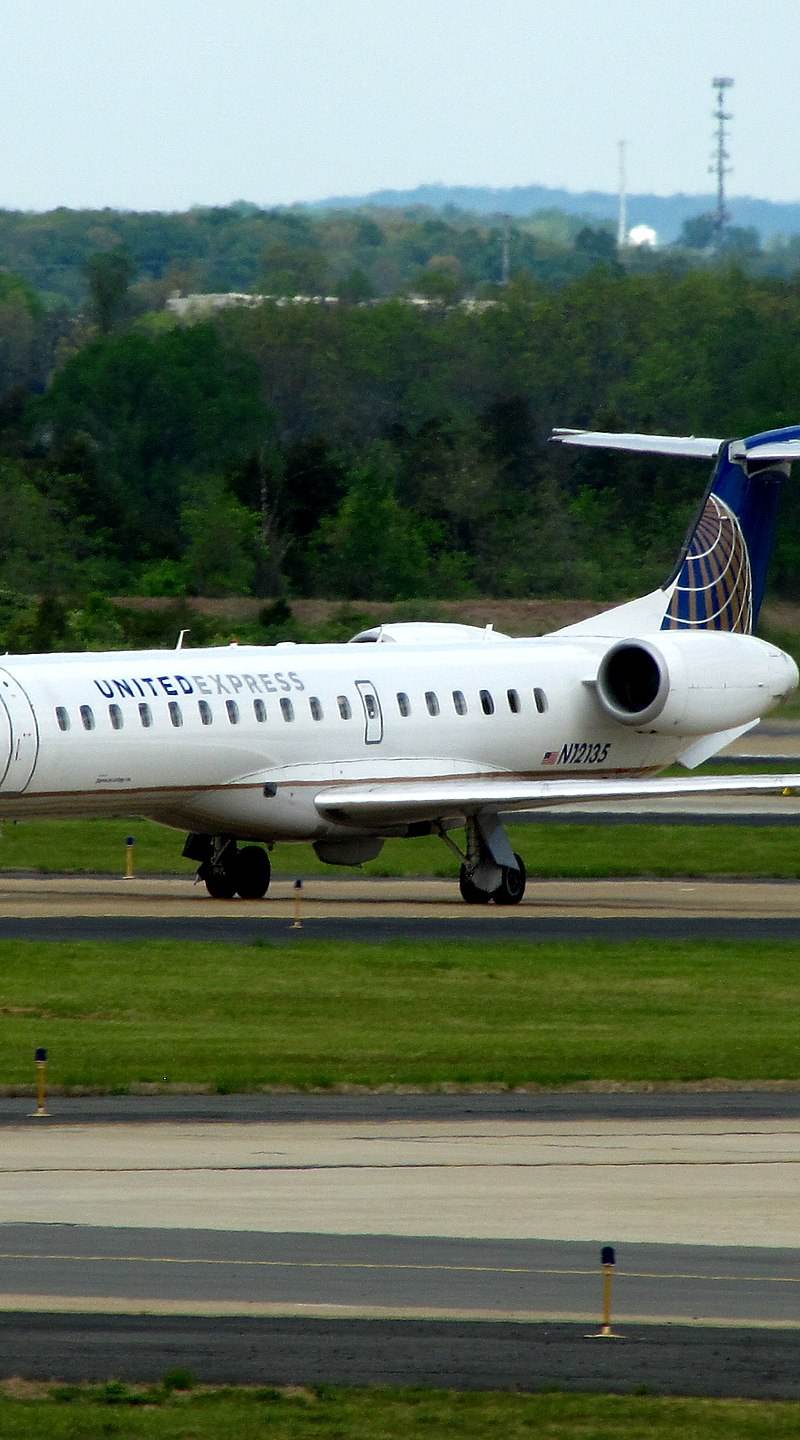 N12135 - Embraer