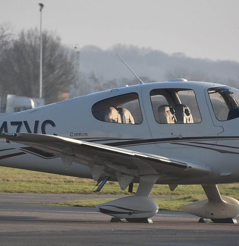 N147VC - Cirrus