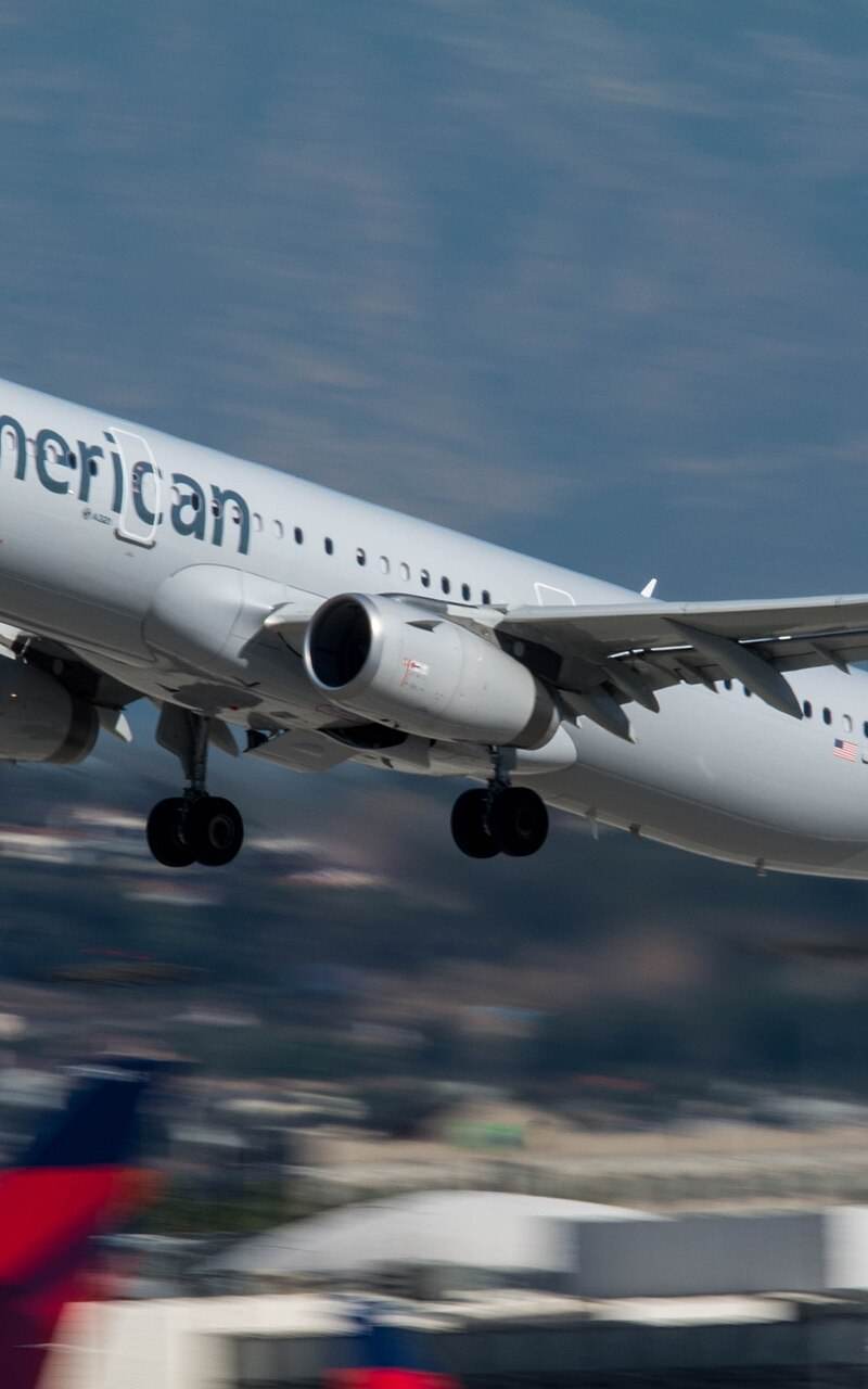N148AN - Twin-engine aircraft