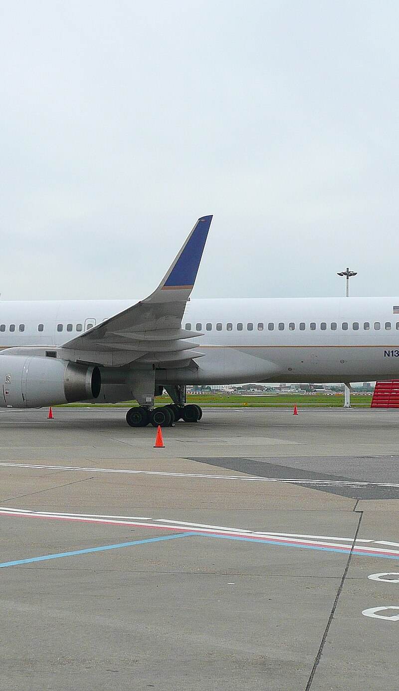 N13110 - Aircraft