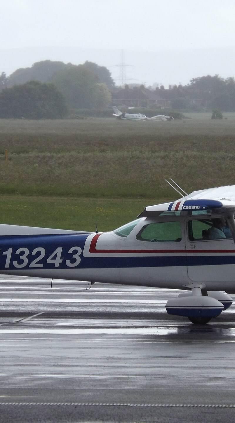 N13243 - Cessna