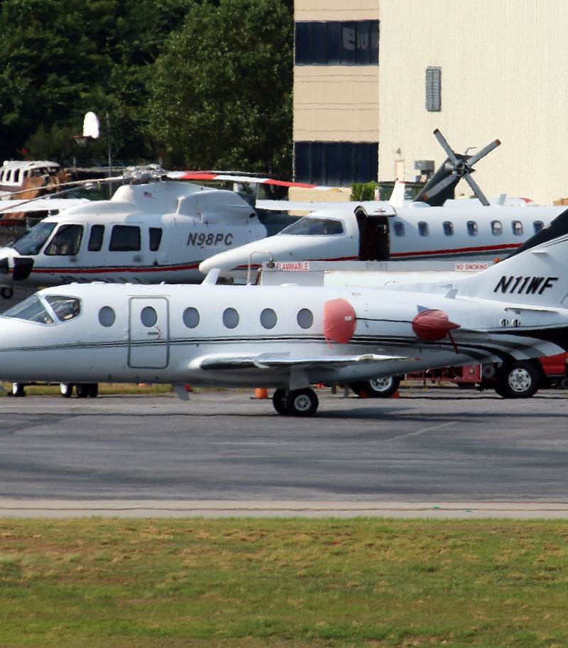 N11WF - Business jet