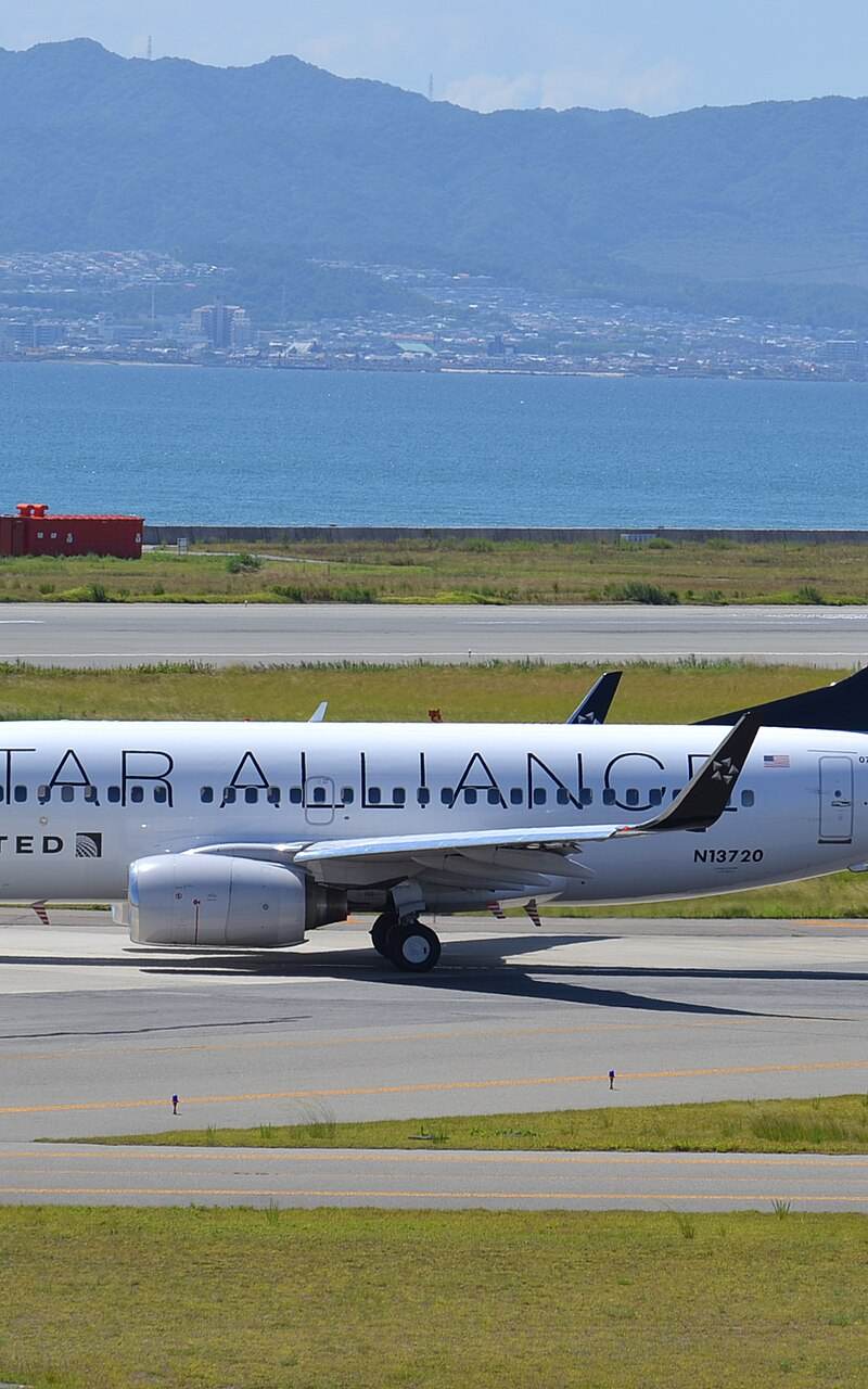 N13720 - Boeing
